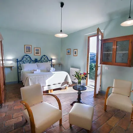 Le Mandrie Di Ripalta Lantgård *